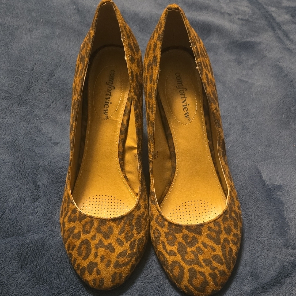 Comfortview Brown Leopard Print Heels